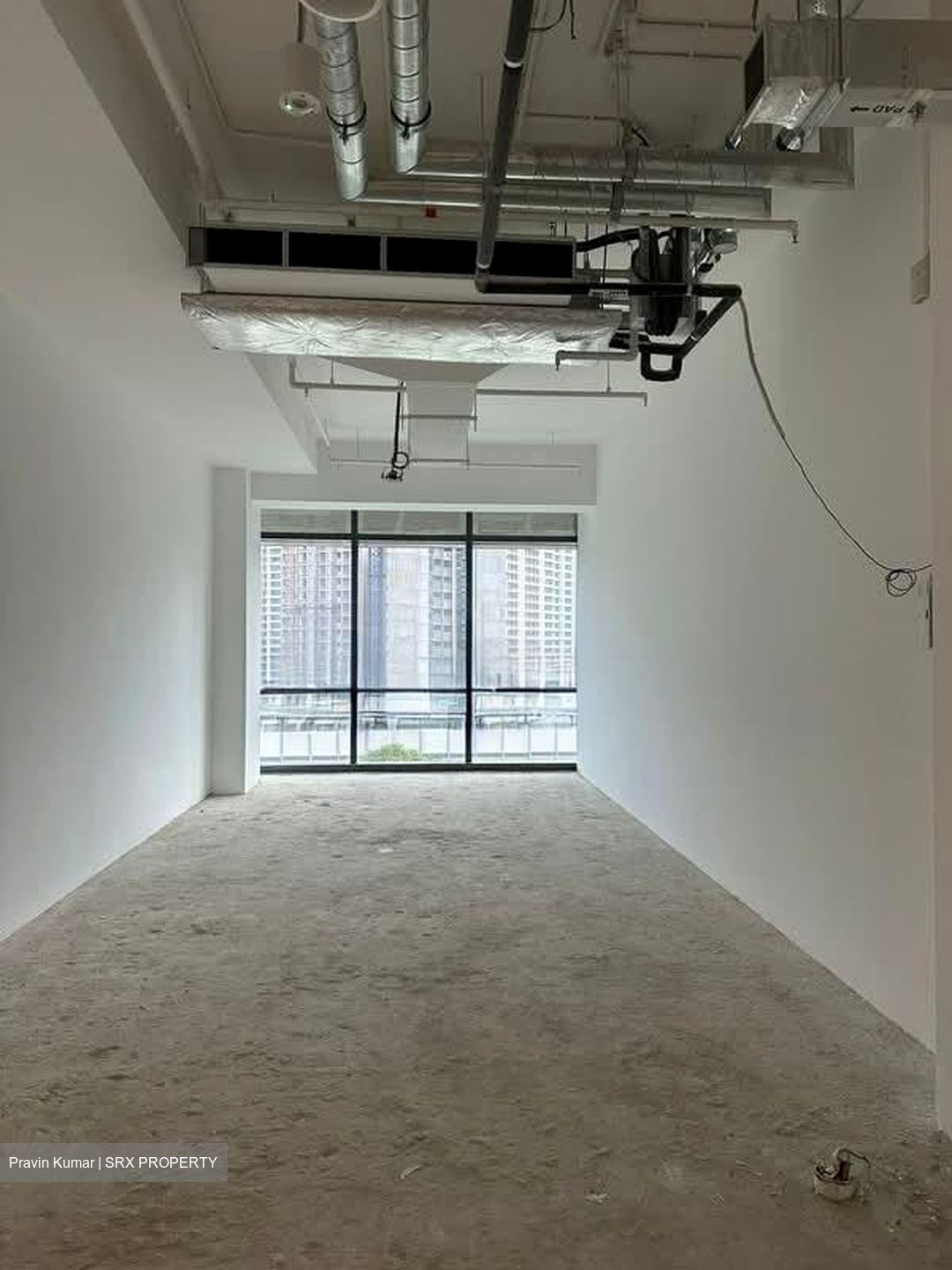 Woods Square (D25), Office #588074441